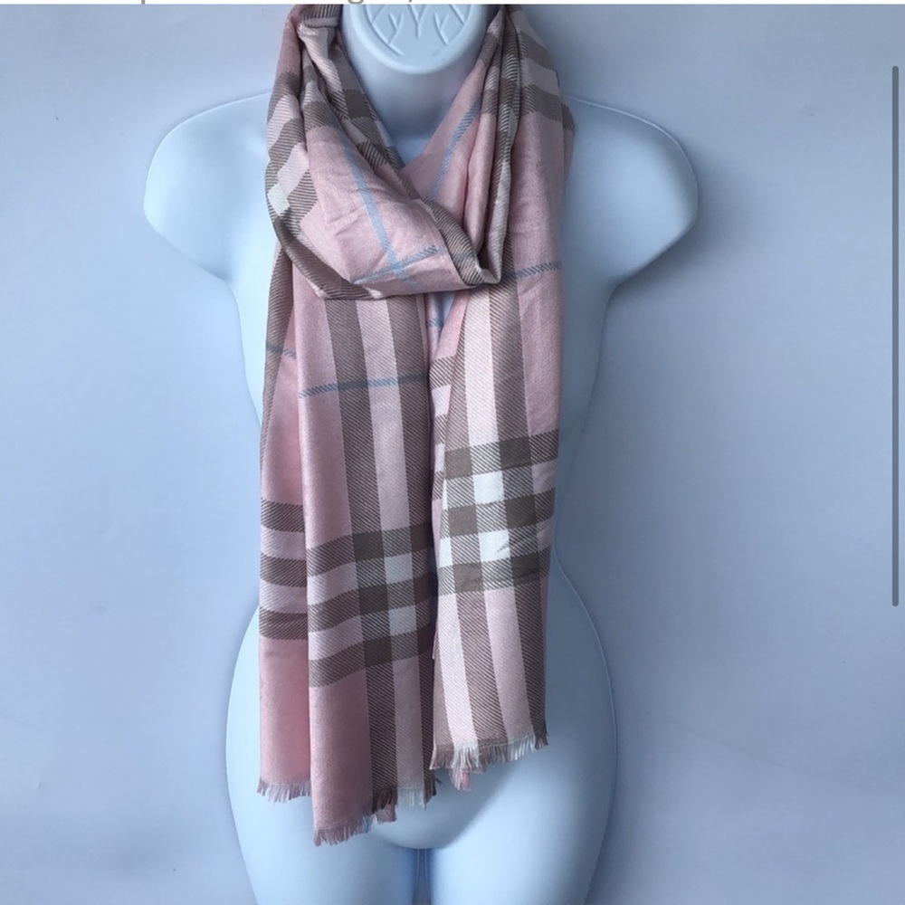 BURBERRY cashmere scarf, strawberry sorbet *flawed*